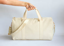 Load image into Gallery viewer, Duffle Bag Champagne