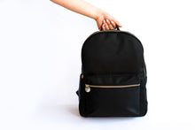 Load image into Gallery viewer, Classic Backpack Black
