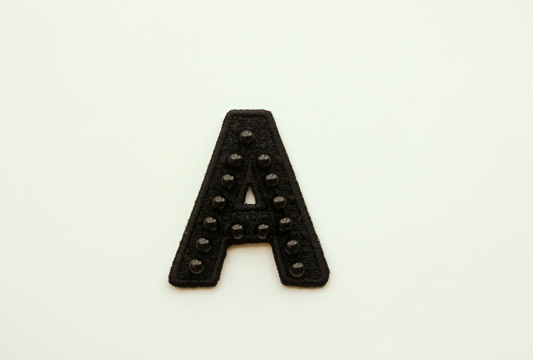 Pearl Letter Black