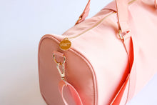 Load image into Gallery viewer, Duffle Bag Pink
