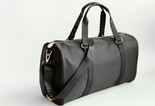 Load image into Gallery viewer, Duffle Bag Black
